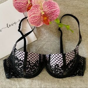 NWOT Victoria’s Secret Push-up bra